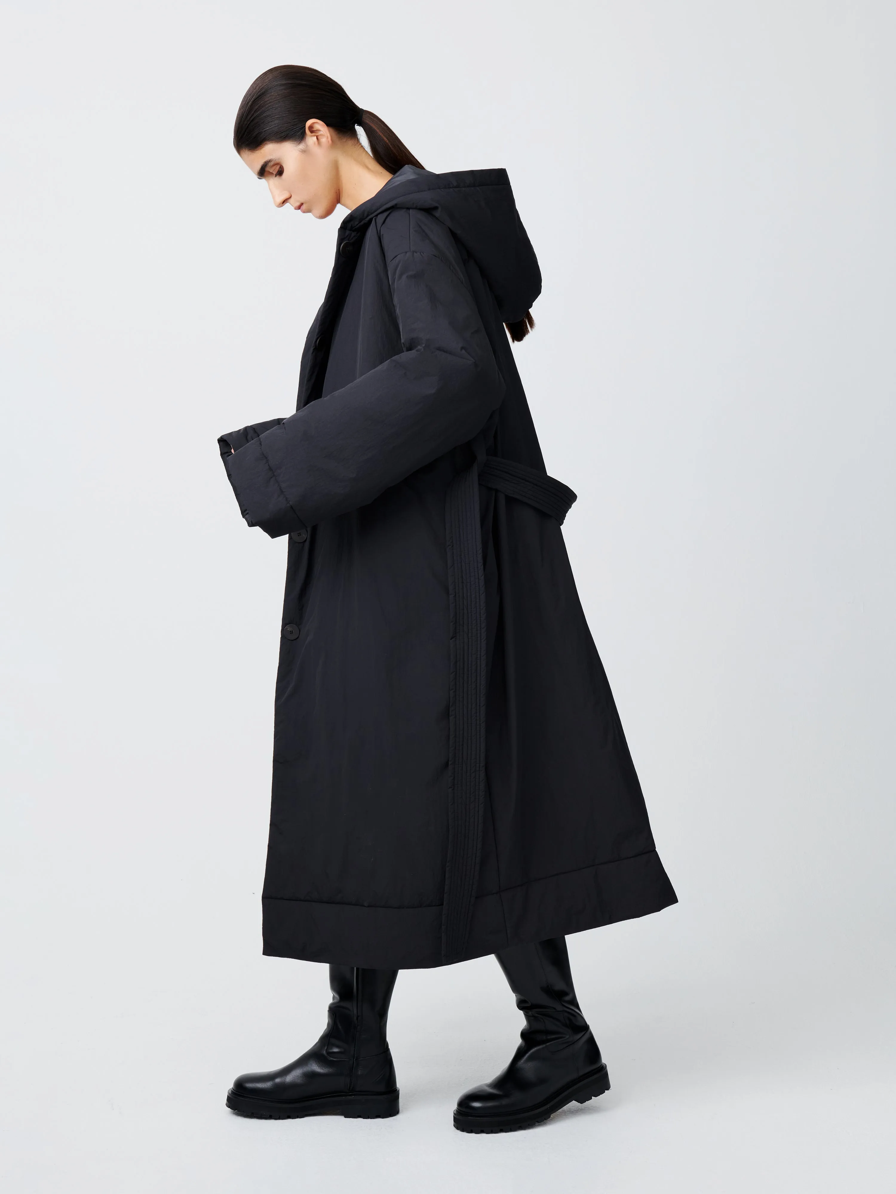 Certainly! Here’s an optimized title for the Kariba Ecodown Coat in Black:

Stylish Black Kariba Ecodown Coat - Eco-Friendly Insulation for Ultimate Warmth and Comfort