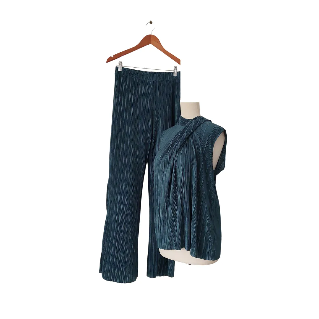 ZARA Emerald Green Pleated Co-ord Set | Like New |